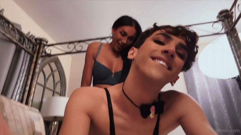 Yasmin Lee and Alex Fox – Fucking
